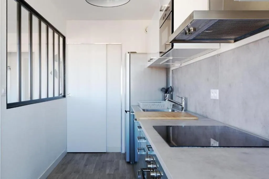Appartement 4 Chambres 8 Personnes St Charles Marseille 0*,
